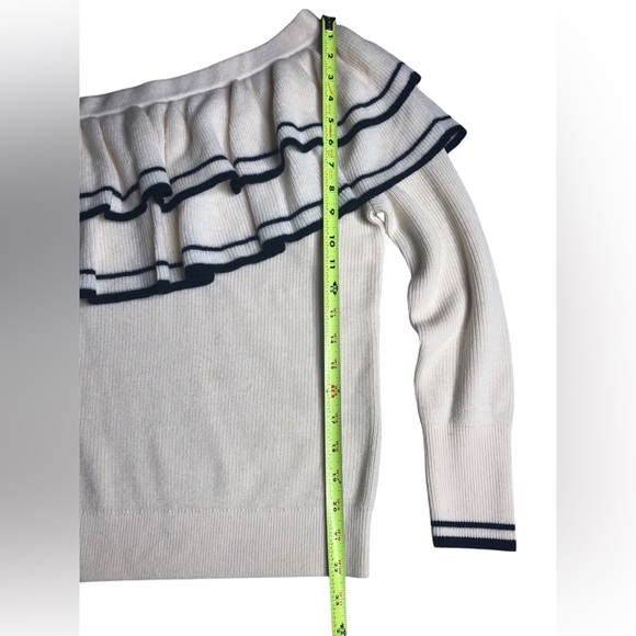 Frame denim ruffle, one shoulder wool blend sweater size X S - Picture 9 of 11